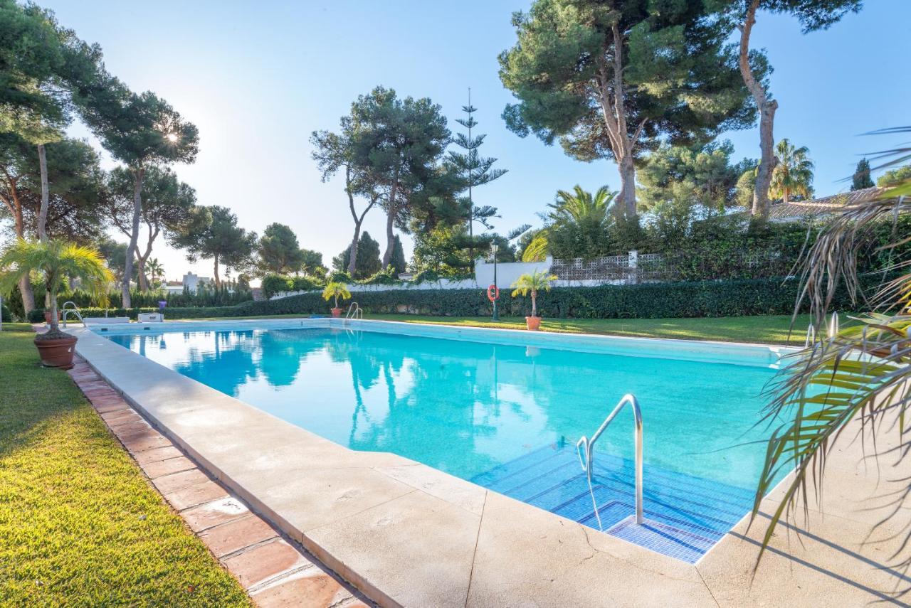 Luxury Apartment Los Monteros Марбелья Экстерьер фото
