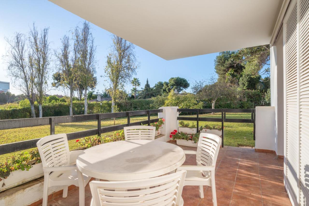 Luxury Apartment Los Monteros Марбелья Экстерьер фото